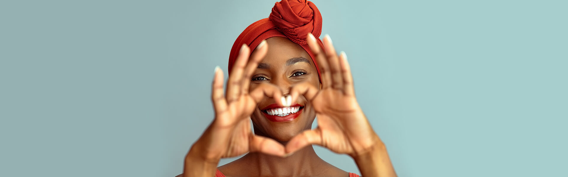 How Does LipLase Treatment Add Volume to Lips Without Injections?